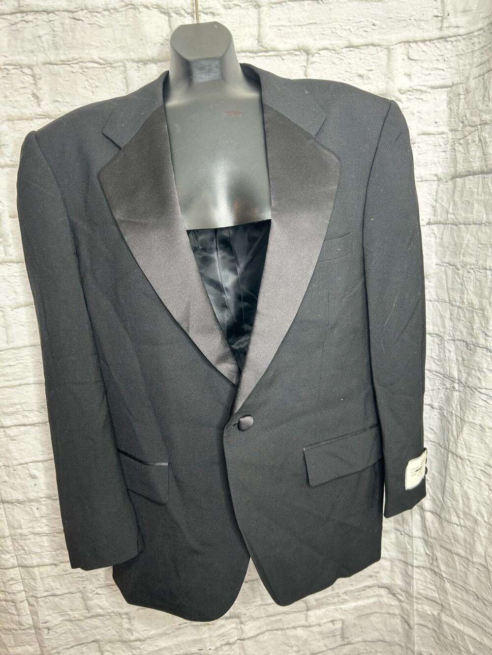 Mens Black Notch Collar Tuxedo Jacket, Poly/Wool - 42 / Regular